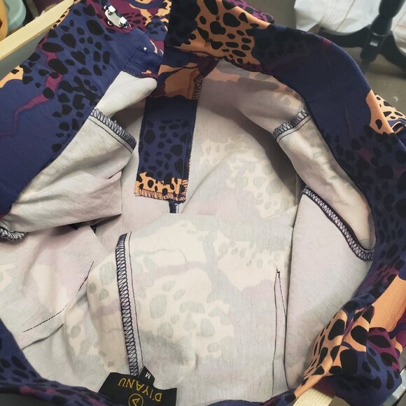 Bold & Beautiful D'iyanu Purple African Print Pant Suit womens M Wrap Blazer - Picture 10 of 12